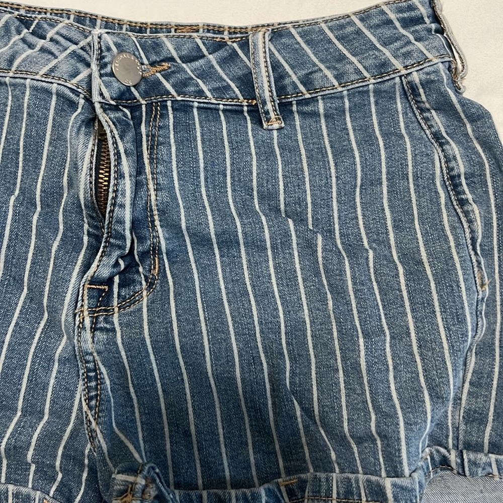PACSUN Kendall & Kylie Jean shorts - Picture 2 of 4